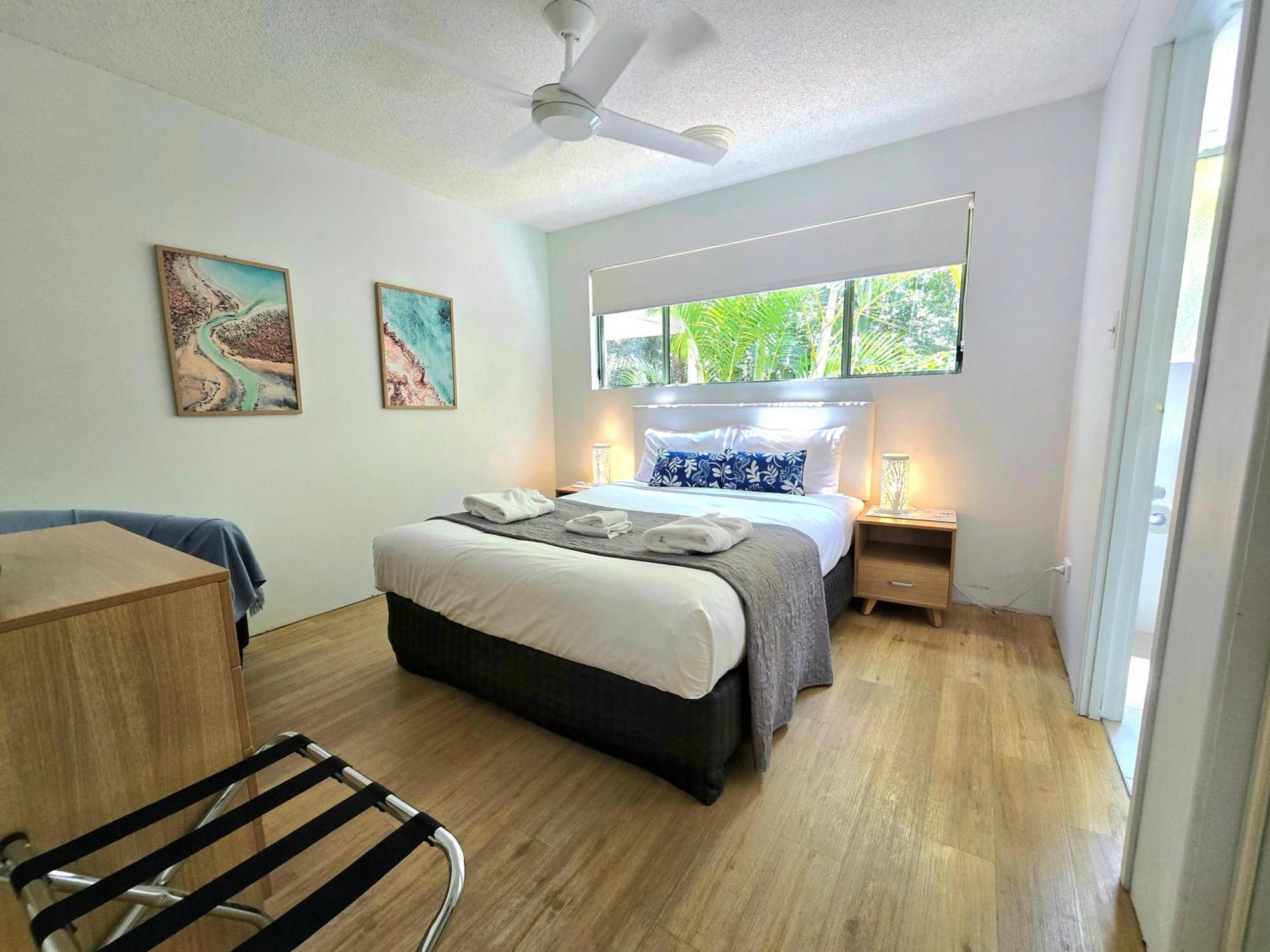 Noosa River Retreat Holiday Apartments Нусавиль Экстерьер фото